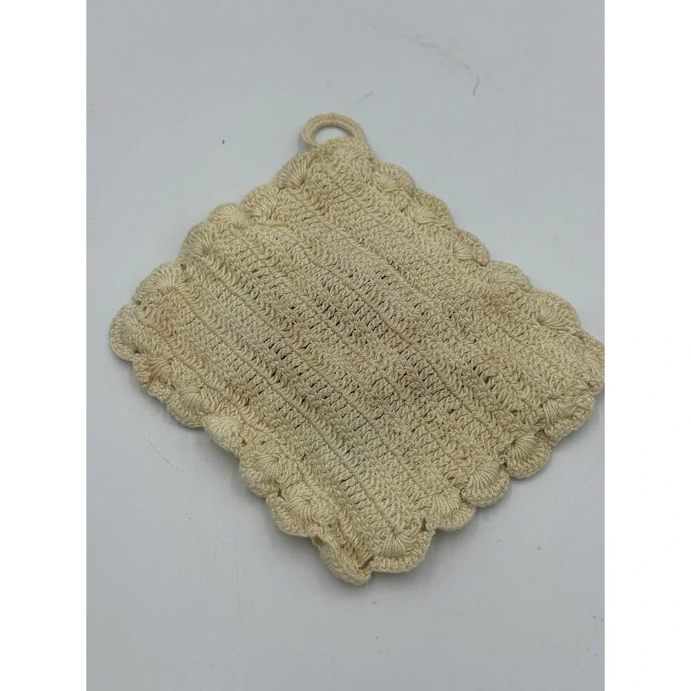 VTG  Granniecore Red Rose Granny Square Crochet Potholder Trivet
